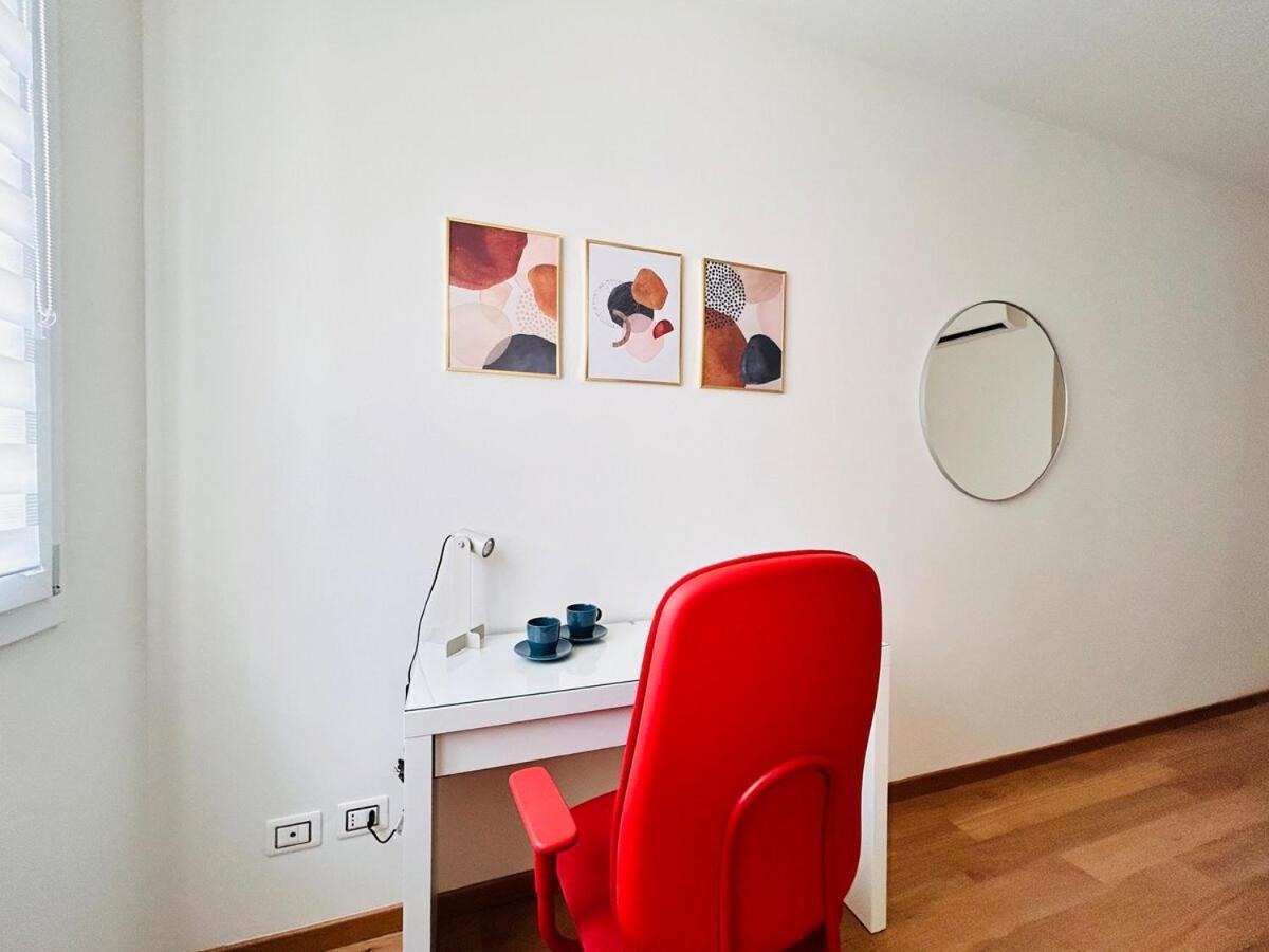 פירנצה Homeby, Terrace Apartment Francesca מראה חיצוני תמונה